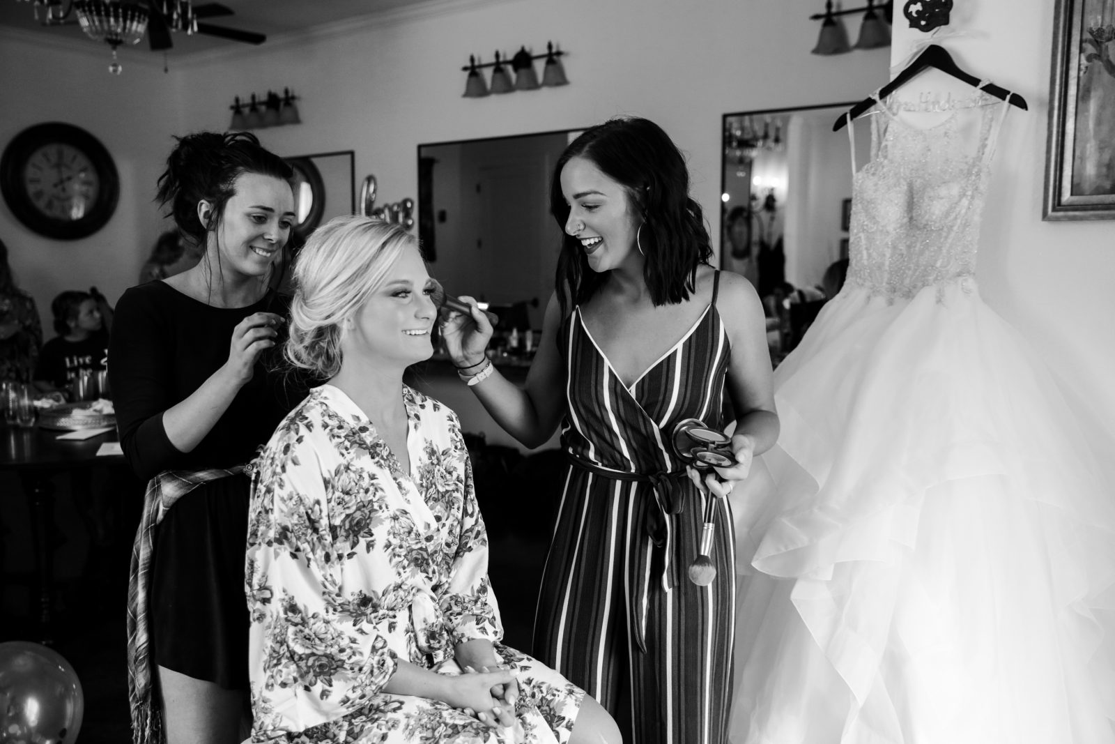 Stunning bride getting ready for her wedding 